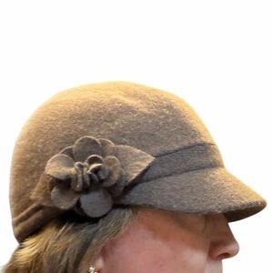 Badgley Mischa Women’s Wool Hat Brown Knit